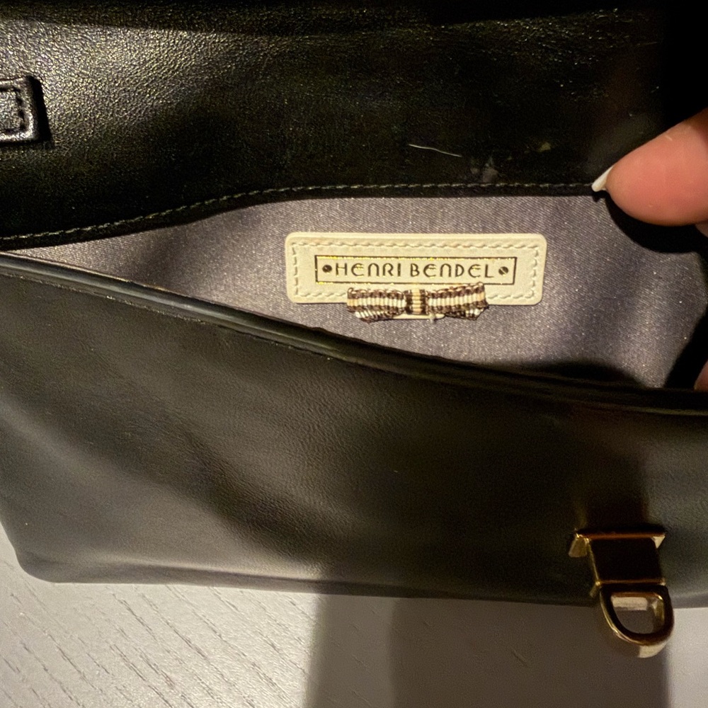 Henri Bendel Black Leather Clutch Wristlet Gold Hardware w Box Dust Bag NYC - Picture 3 of 6